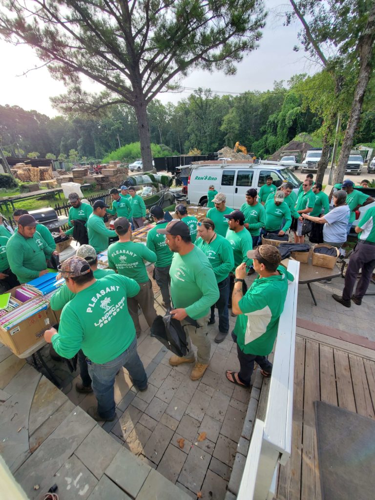 Mount Pleasant, SC Landscaping Company Gives Back to the Community