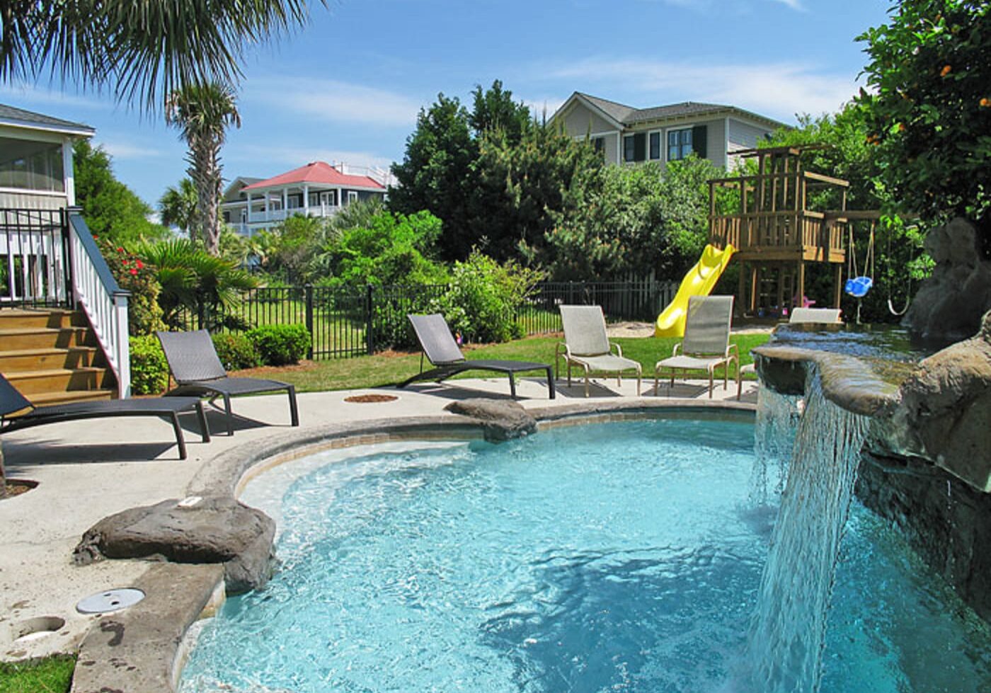 pool (2) water features in Mt Pleasant, SC